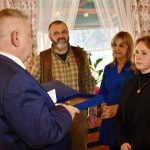Kniha o Alexandrovi Dubčekovi aj očami malých, ale veľkých velikánov
